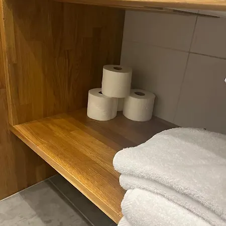 Modern Wierzbowa 5 *